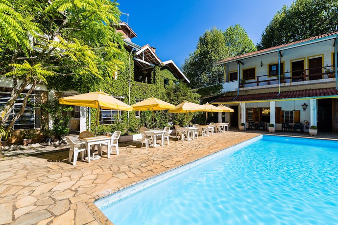 Imagen de la piscina del Hotel Pousada Cesar. Foto 16