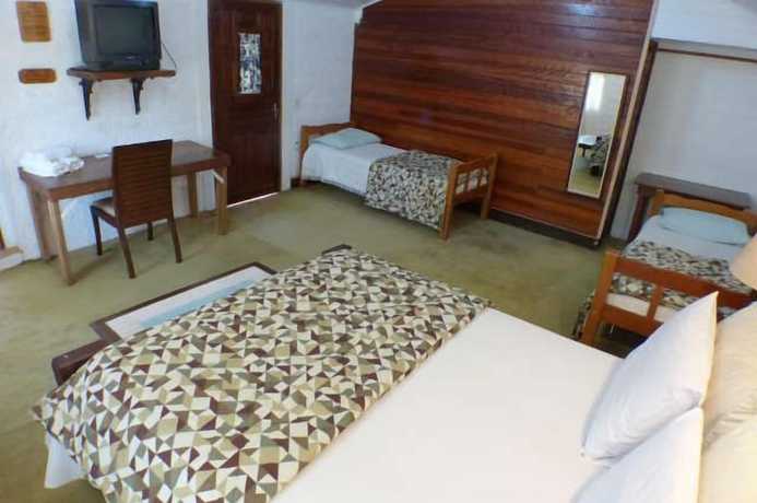 Imagen de la habitación del Hotel Pousada Cesar. Foto 10