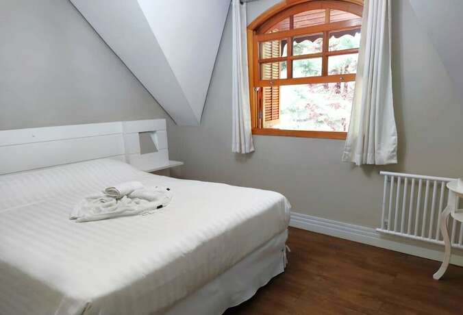 Imagen de la habitación del Hotel Pousada Ch&acirc;teau dos Fontes, Campos do Jordao. Foto 13