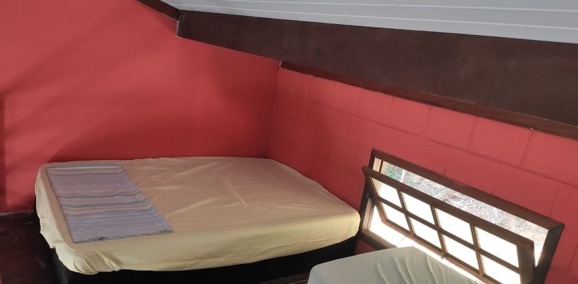 Imagen de la habitación del Hotel Pousada Chale Cant&atilde;o de Itamambuca. Foto 7