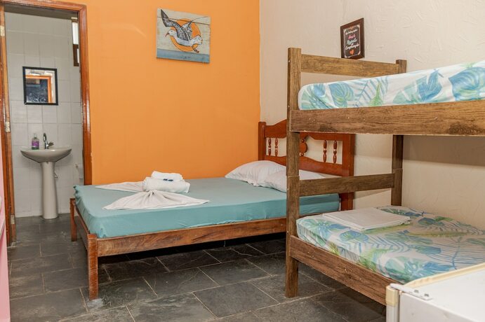 Imagen de la habitación del Hotel Pousada Chal&eacute; do Beija-flor. Foto 17