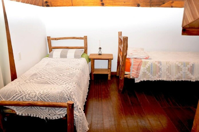 Imagen de la habitación del Hotel Pousada Chal&eacute;s Do Lago. Foto 25