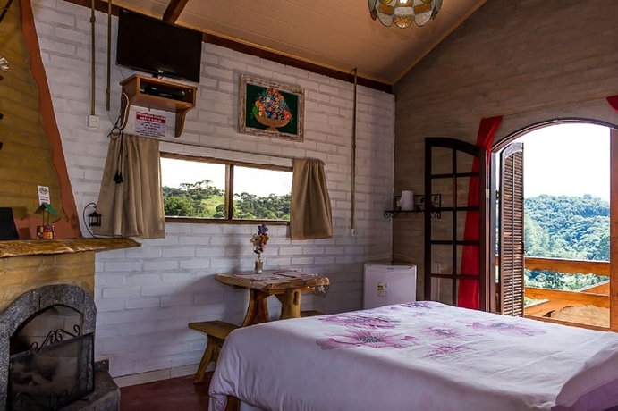 Imagen de la habitación del Hotel Pousada Chal&eacute;s S&atilde;o Francisco. Foto 8