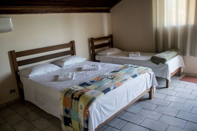 Imagen de la habitación del Hotel Pousada Chales de S&atilde;o Pedro. Foto 9