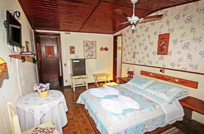 Imagen de la habitación del Hotel Pousada Chamonix. Foto 4