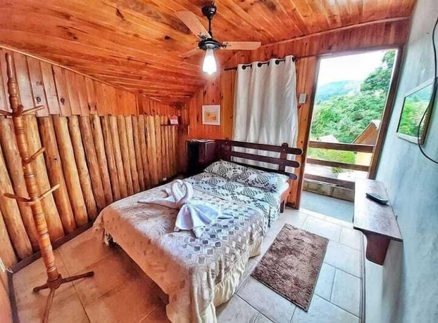 Imagen de la habitación del Hotel Pousada Colibri Serrano. Foto 14