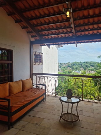 Imagen de la habitación del Hotel Pousada Convento da Concei&ccedil;&atilde;o. Foto 3