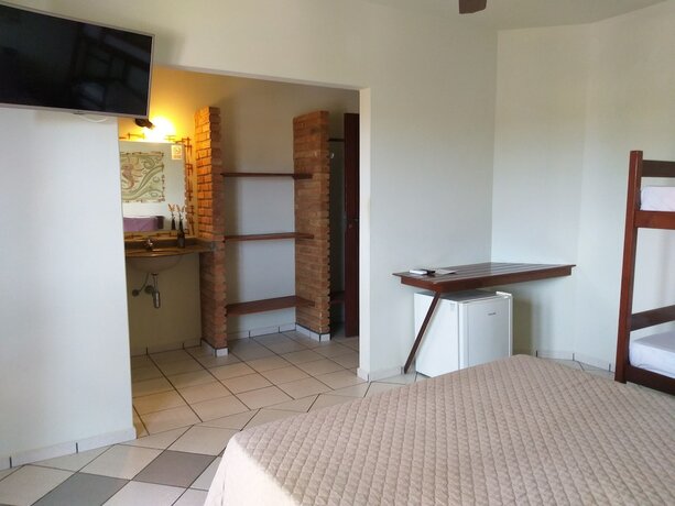 Imagen de la habitación del Hotel Pousada Coral de Fogo. Foto 15