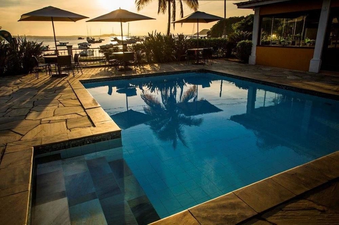 Imagen de la piscina del Hotel Pousada Corsário Búzios. Foto 14