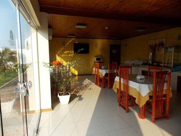 Imagen del bar/restaurante del Hotel Pousada Costa Doce. Foto 15