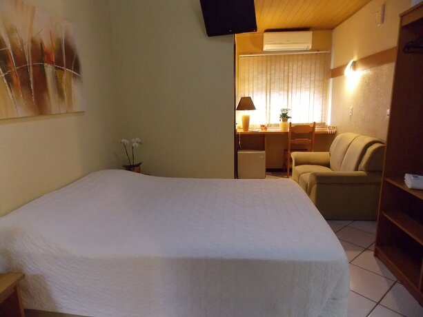 Imagen de la habitación del Hotel Pousada Costa Doce. Foto 17