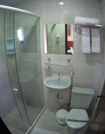 Imagen de la habitación del Hotel Pousada Daleste. Foto 2