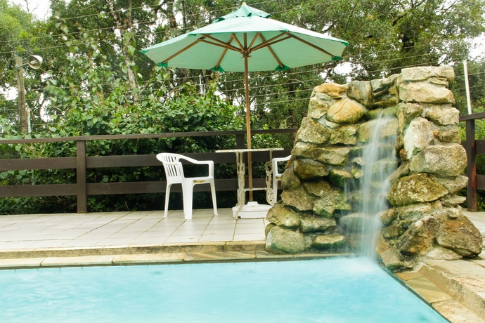 Imagen de la piscina del Hotel Pousada Das Hort&ecirc;ncias. Foto 17