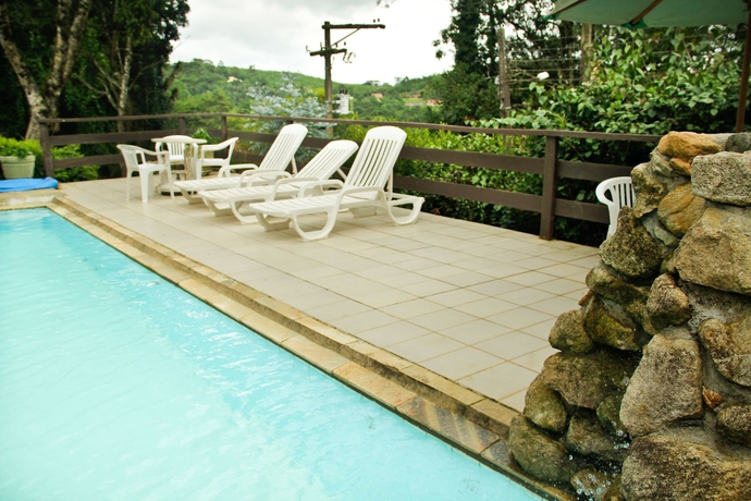 Imagen de la piscina del Hotel Pousada Das Hort&ecirc;ncias. Foto 18