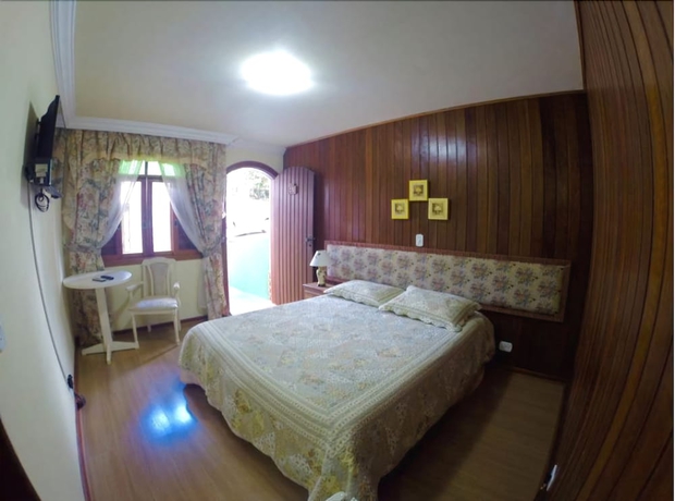 Imagen de la habitación del Hotel Pousada Das Rosas, Campos do Jordao. Foto 5