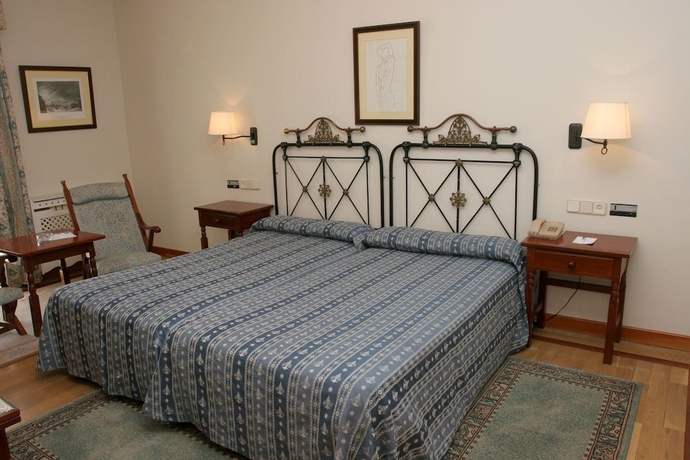Imagen de la habitación del Hotel Pousada De Portomarin. Foto 4