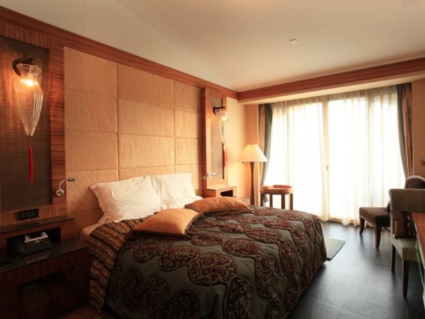 Imagen general del Hotel Pousada De Sao Tiago. Foto 4