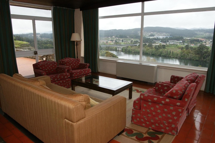 Imagen de los interiores del Hotel Pousada De Valença. Foto 14