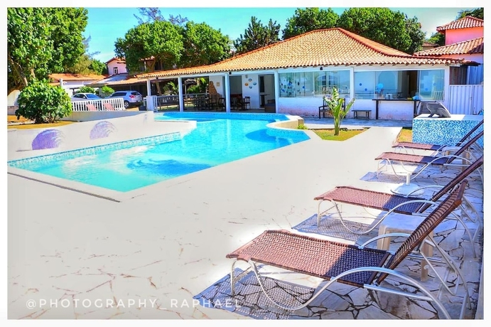 Imagen de la piscina del Hotel Pousada Deck De B&uacute;zios. Foto 11