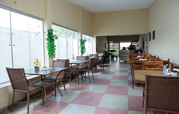 Imagen del bar/restaurante del Hotel Pousada Do Alem&atilde;o, JO&Atilde;O PESSOA. Foto 3