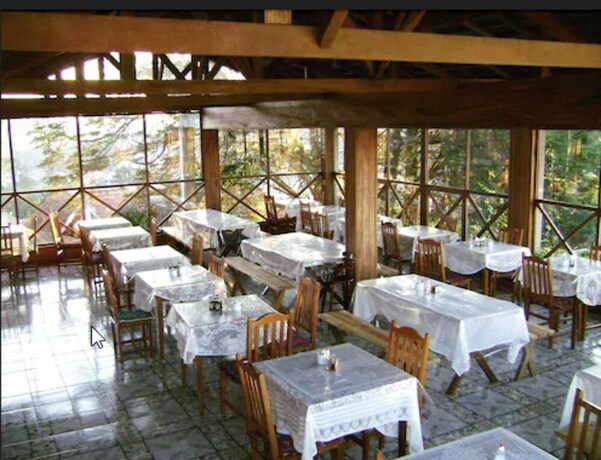 Imagen del bar/restaurante del Hotel Pousada Dos Esquilos. Foto 17
