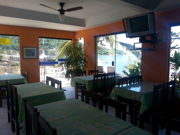 Imagen del bar/restaurante del Hotel Pousada Dos Golfinhos, Angra Do Reis. Foto 2