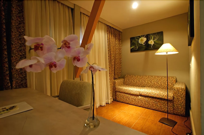Imagen de la habitación del Hotel Pousada Dotto Chateau. Foto 5