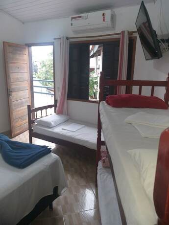 Imagen de la habitación del Hotel Pousada Edson. Foto 22