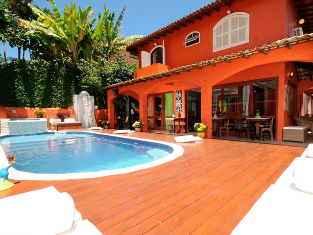 Imagen de la piscina del Hotel Pousada El Parador. Foto 15