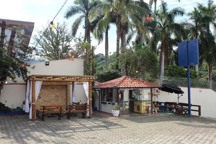 Imagen de los interiores del Hotel Pousada Encantos de Socorro. Foto 16
