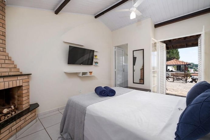 Imagen de la habitación del Hotel Pousada Encantos de Socorro. Foto 11