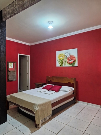 Imagen de la habitación del Hotel Pousada Encantus Penedo. Foto 1