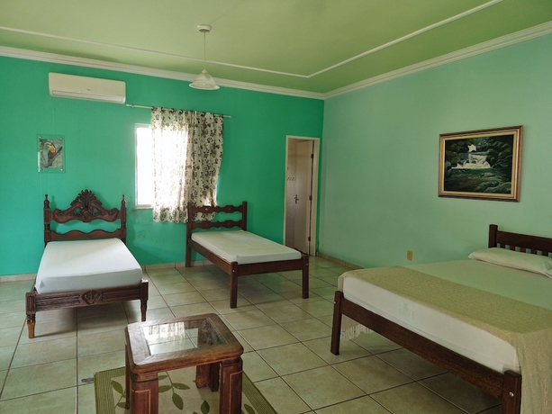 Imagen de la habitación del Hotel Pousada Encantus Penedo. Foto 16