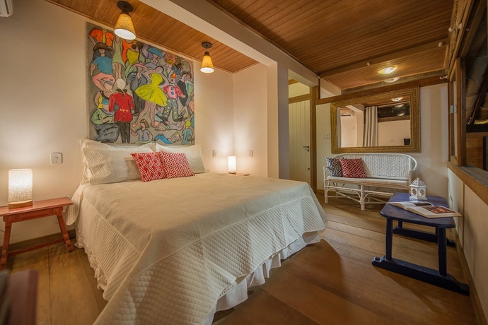 Imagen de la habitación del Hotel Pousada Enseada Das Gar&ccedil;as. Foto 4