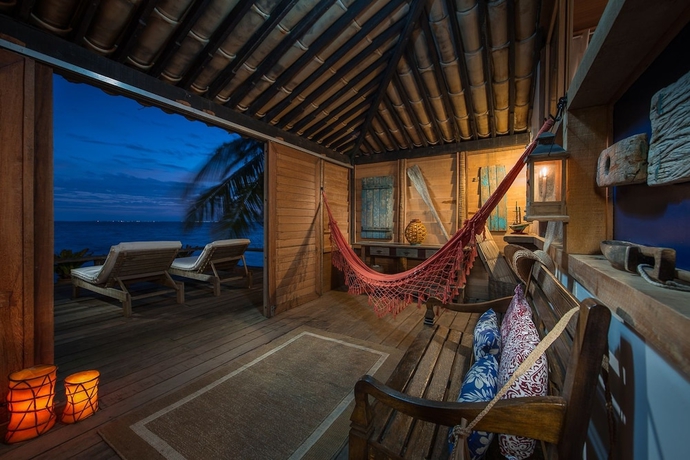 Imagen de la habitación del Hotel Pousada Enseada Das Gar&ccedil;as. Foto 12