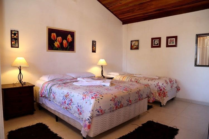 Imagen de la habitación del Hotel Pousada Enseada Dos B&uacute;zios. Foto 9