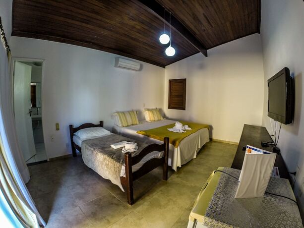 Imagen de la habitación del Hotel Pousada Enseada dos Mares. Foto 20