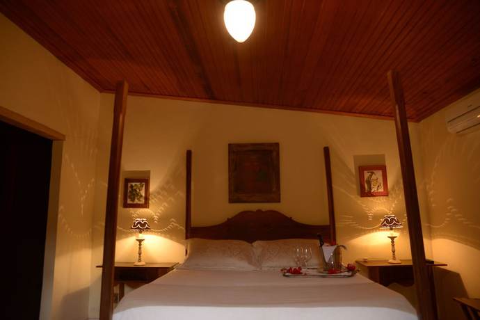 Imagen de la habitación del Hotel Pousada Esmeralda. Foto 14
