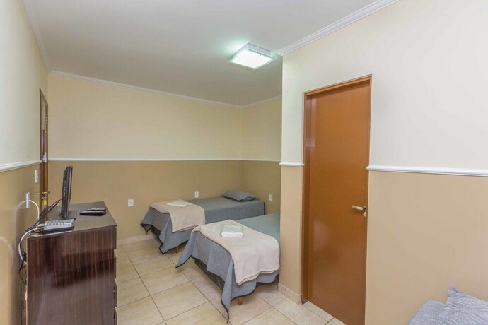 Imagen de la habitación del Hotel Pousada F7. Foto 24