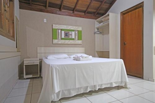 Imagen de la habitación del Hotel Pousada Faruk. Foto 8
