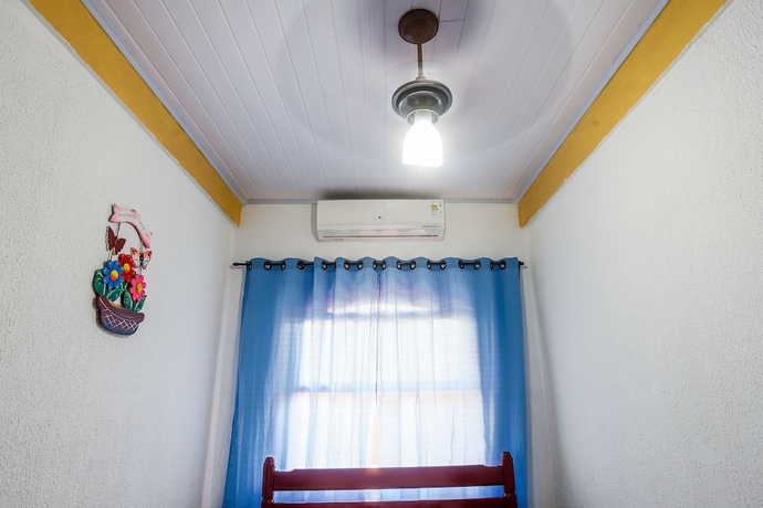Imagen de la habitación del Hotel Pousada Gaivotas De Maranduba. Foto 9