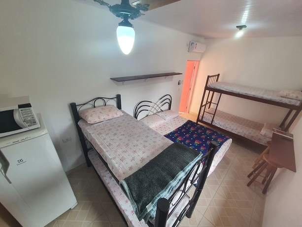 Imagen de la habitación del Hotel Pousada Gaivotas De Maranduba. Foto 10