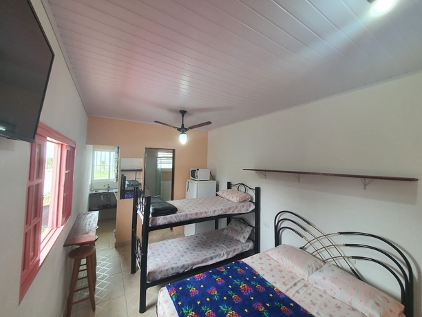 Imagen de la habitación del Hotel Pousada Gaivotas De Maranduba. Foto 12