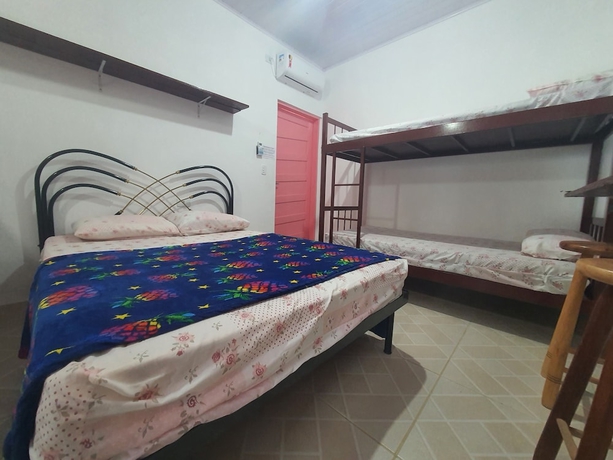 Imagen de la habitación del Hotel Pousada Gaivotas De Maranduba. Foto 16