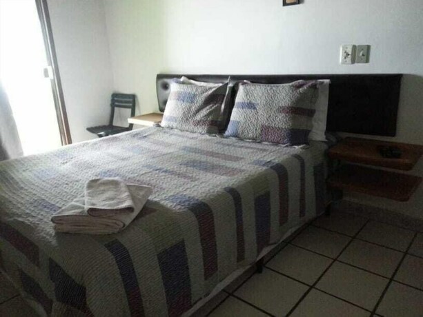 Imagen de la habitación del Hotel Pousada Girassol, R&iacute;o das Ostras. Foto 17