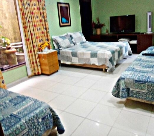 Imagen de la habitación del Hotel Pousada Girassol, R&iacute;o das Ostras. Foto 18