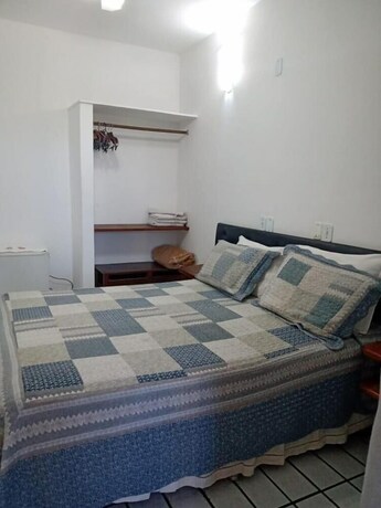 Imagen de la habitación del Hotel Pousada Girassol, R&iacute;o das Ostras. Foto 19