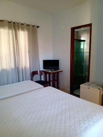 Imagen de la habitación del Hotel Pousada Girassol, R&iacute;o das Ostras. Foto 30