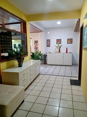 Imagen de los interiores del Hotel Pousada Girassol, R&iacute;o das Ostras. Foto 35