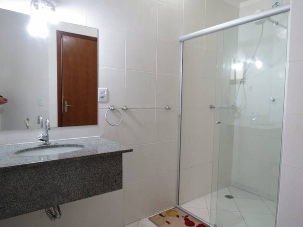 Imagen de la habitación del Hotel Pousada Guaiamu Ubatuba. Foto 9